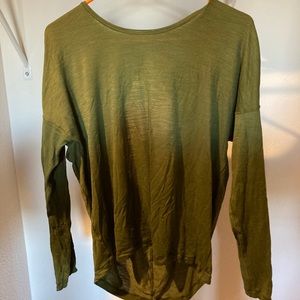 Cut out back Lululemon long sleeve